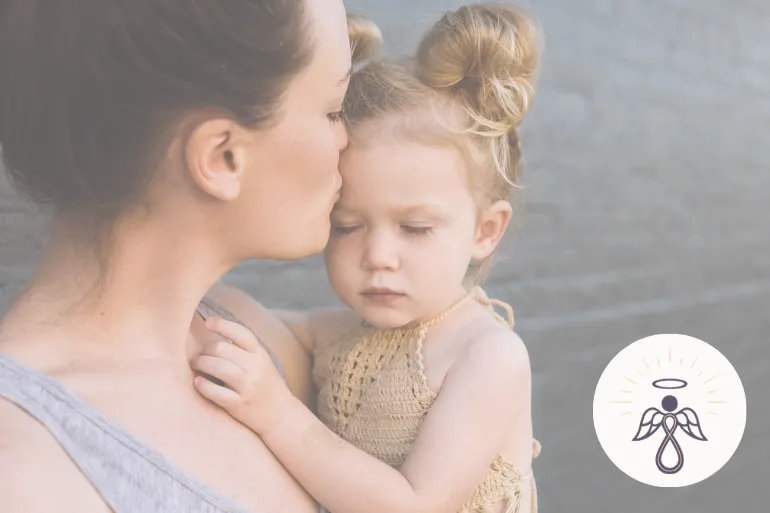 Vergeving, vrouw die kind omarmt